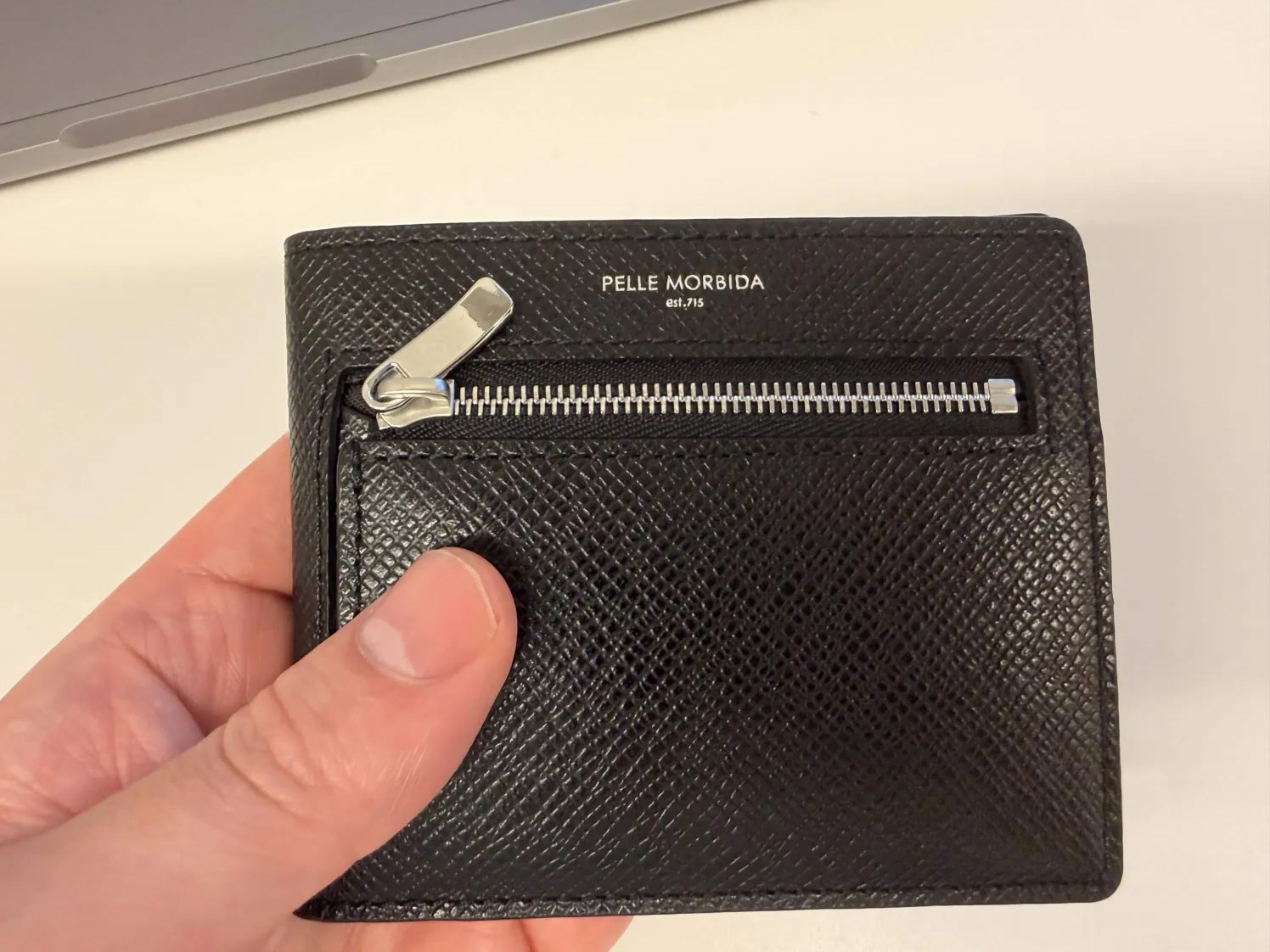 編集部が実際に購入したPELLE MORBIDA コンパクトウォレット